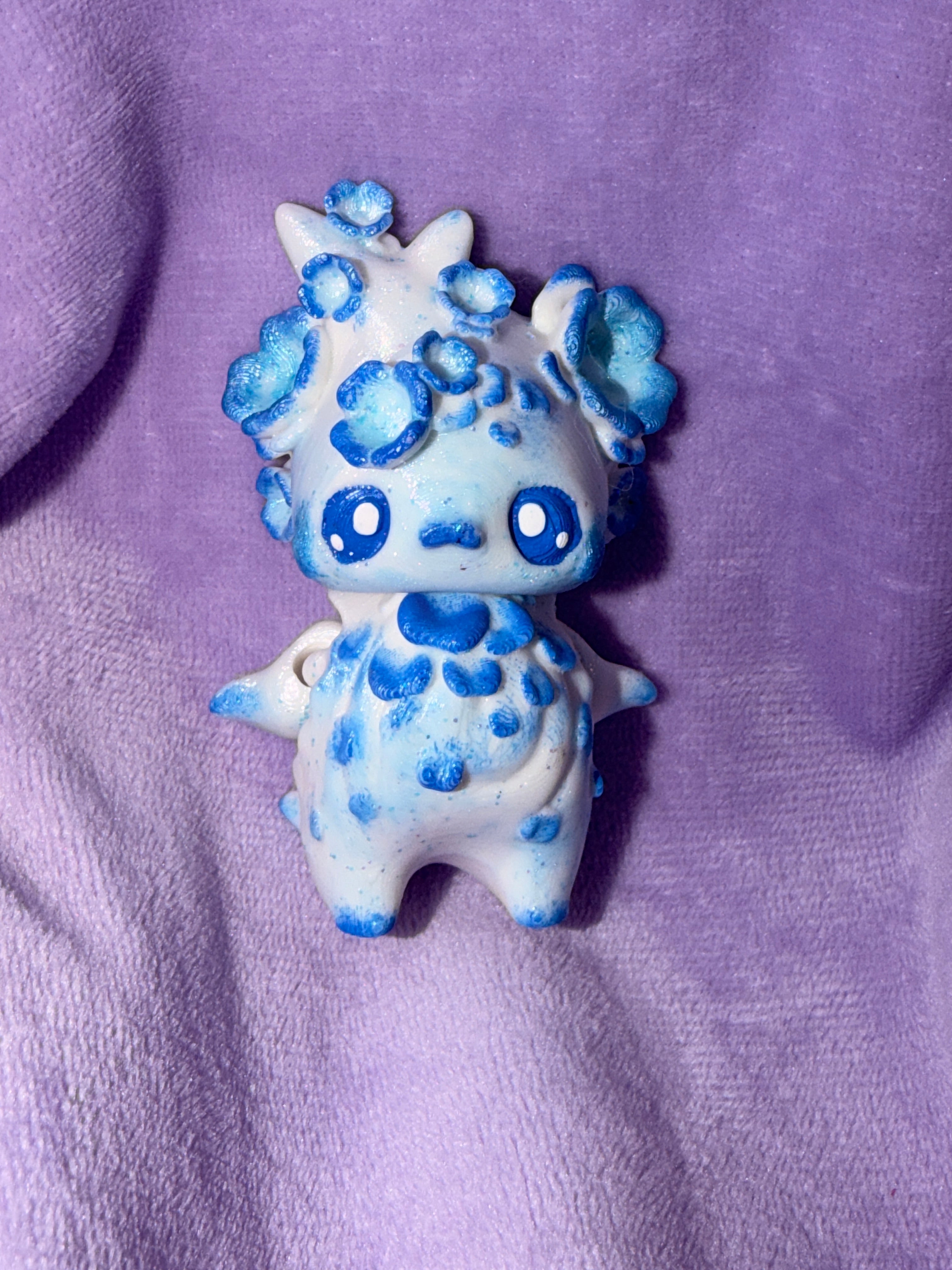 Pixie Sakura Bleu Azure Moyen - Œuvre Originale - Peinte à la Main Créations Sortilege