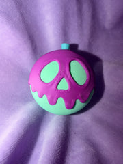 Clickers Macaron Spooky - Pomme Empoisonné