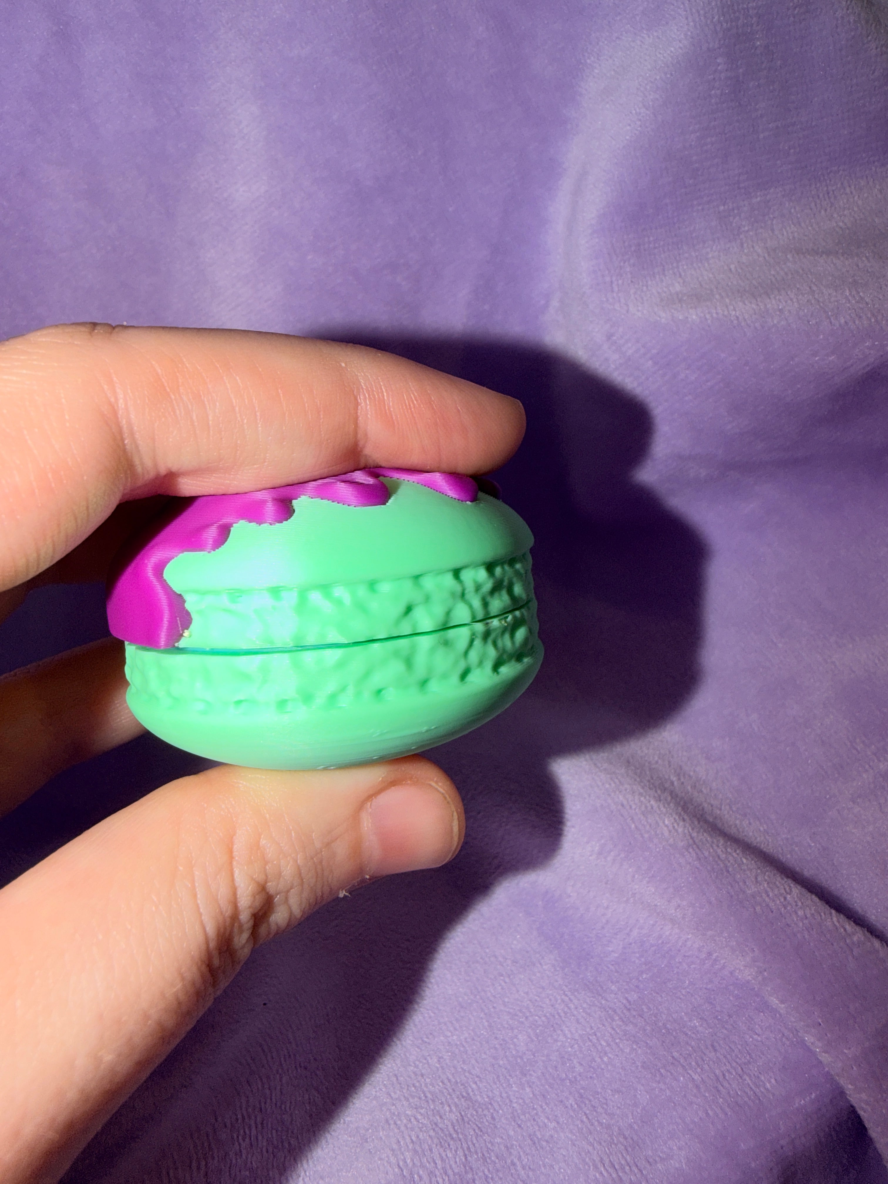 Clickers Macaron Spooky - Pomme Empoisonné