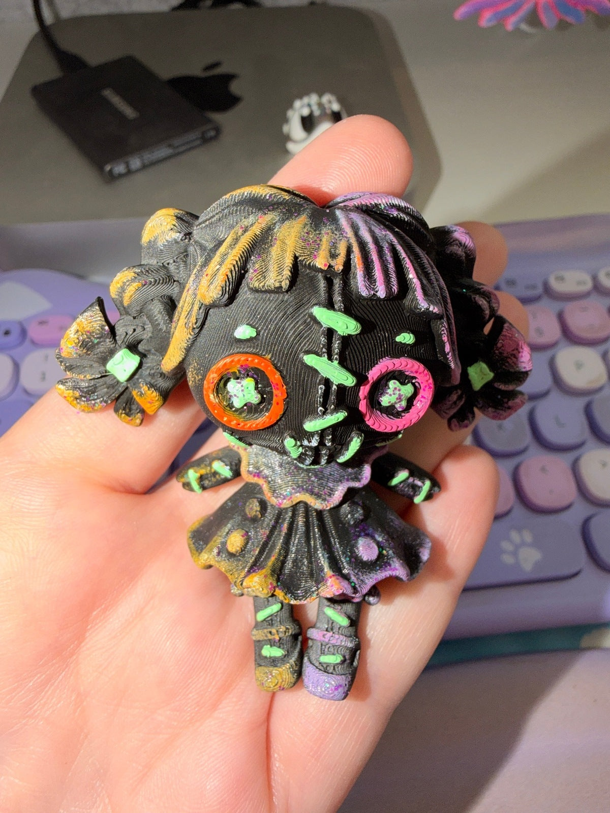 Mini Doll Creepy - Petit - Bonbon Juicy - Peinte À La Main & Vernis - Preco Créations Sortilege